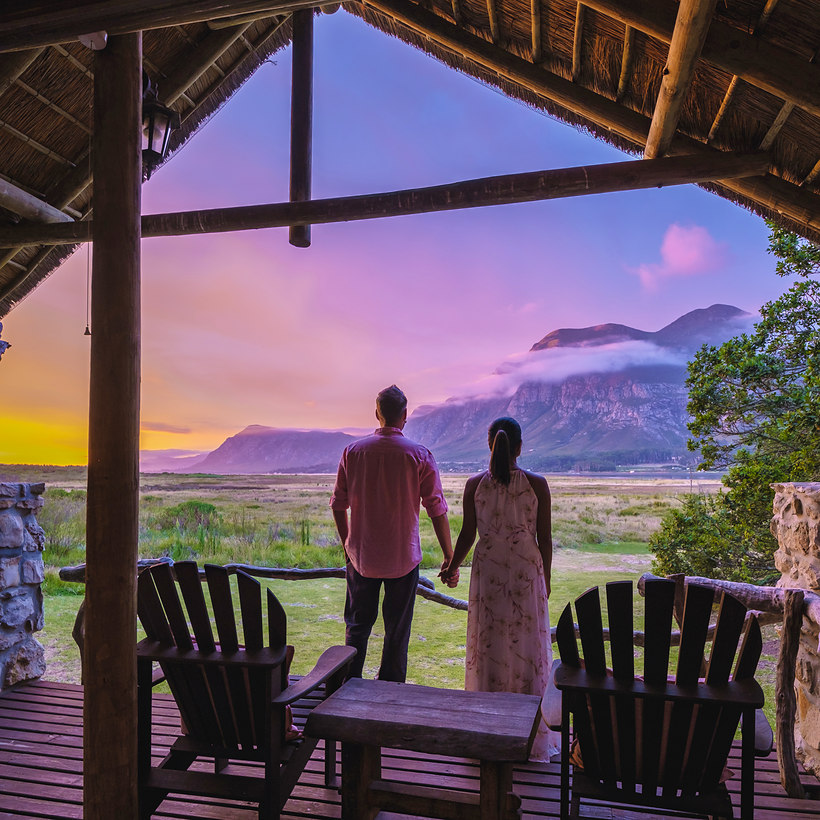 Luxury travel stays